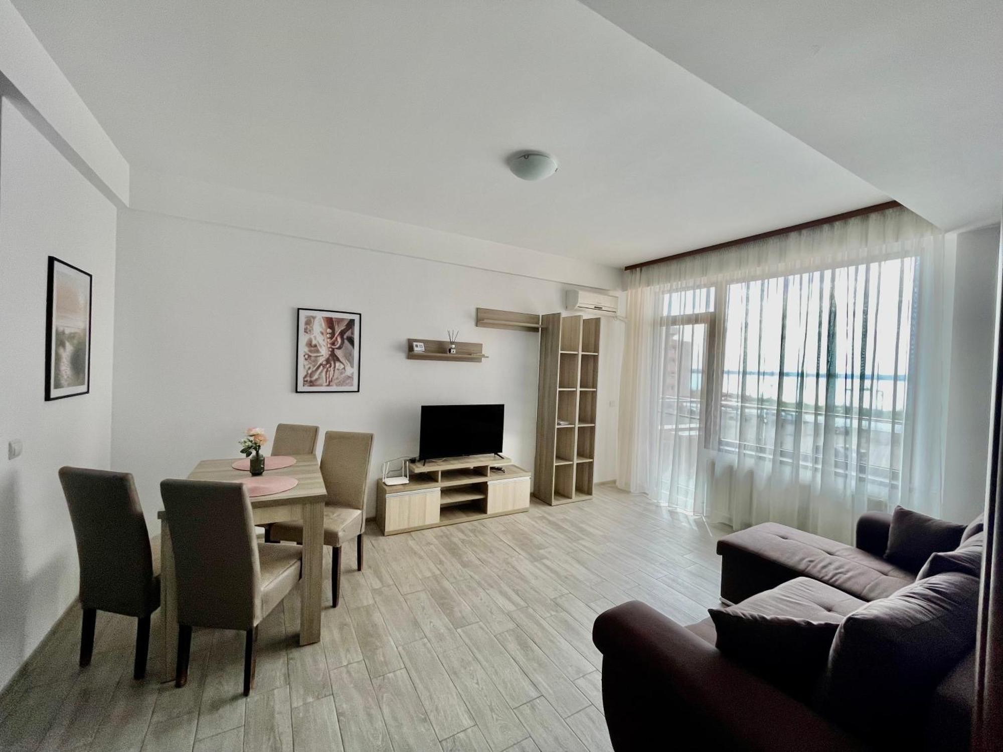 Summerland Mamaia View 外观 照片